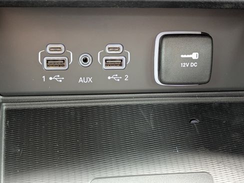 New 2025 Jeep Grand Cherokee Laredo X w/ Luxury Tech Group I image 23