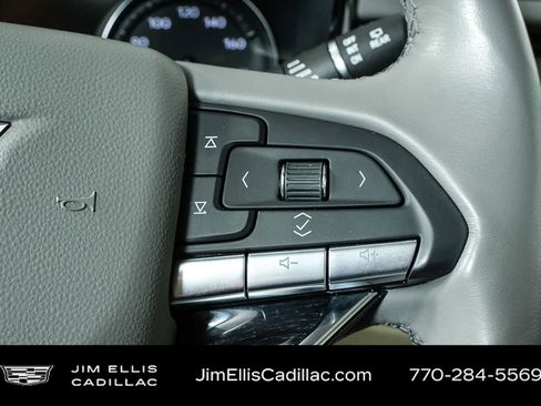 Used 2023 Cadillac XT6 Premium Luxury w/ Technology Package image 13