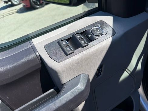 Used 2018 Ford F150 XL w/ Equipment Group 101A Mid AWD/4WD image 12