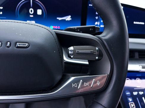 Used 2023 Lucid Air Touring AWD/4WD image 30