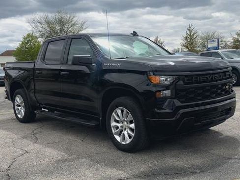 Certified 2024 Chevrolet Silverado 1500 Custom AWD/4WD image 2