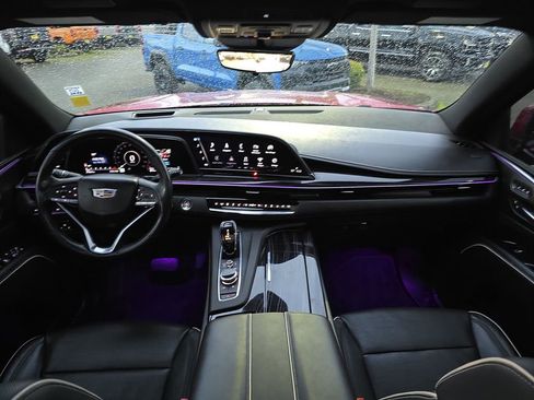 Used 2021 Cadillac Escalade Sport w/ Driver Assist Tech Package image 27