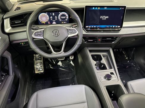 New 2026 Volkswagen Tiguan SE R-Line AWD/4WD image 13