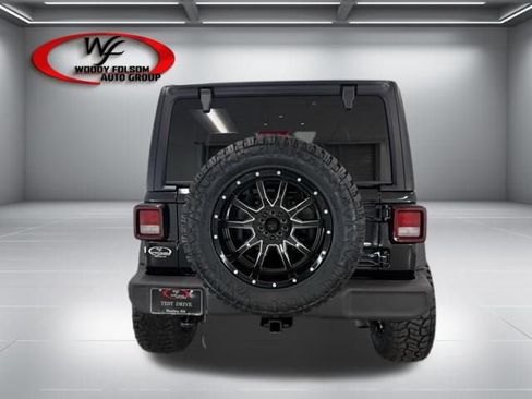 Used 2024 Jeep Wrangler Unlimited Sport AWD/4WD image 7