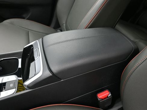 Certified 2025 Hyundai Santa Cruz Limited image 14