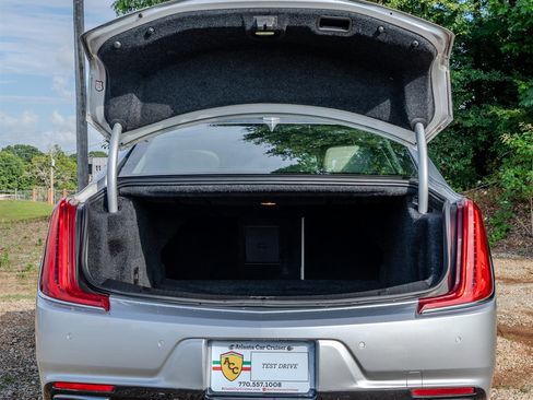Used 2018 Cadillac XTS Luxury AWD/4WD image 9
