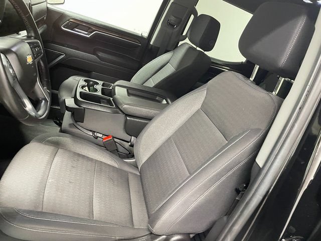 Used 2024 Chevrolet Silverado 1500 LT AWD/4WD image 12