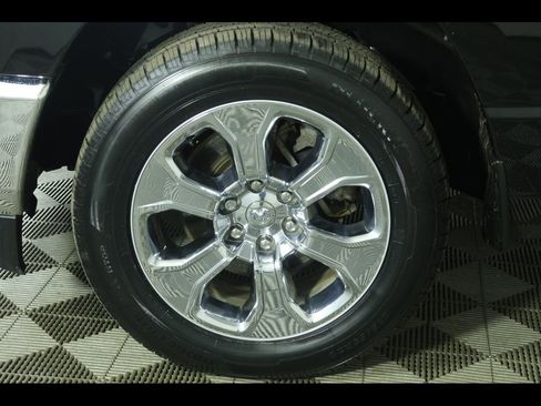 Used 2023 RAM 1500 Big Horn image 5