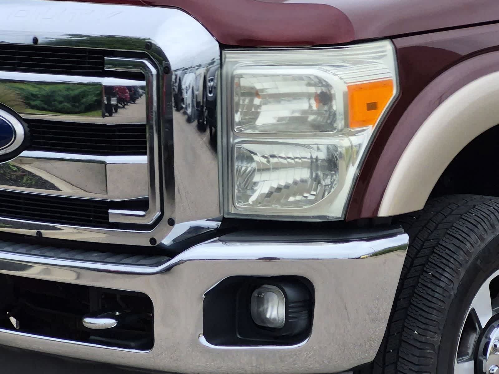 Used 2011 Ford F250 Lariat w/ Chrome Pkg AWD/4WD image 11