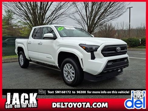 Certified 2025 Toyota Tacoma SR5 AWD/4WD image 1