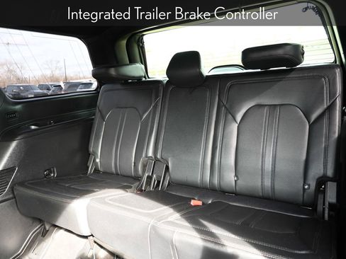 Used 2019 Ford Expedition Limited w/ Texas Edition Package image 28