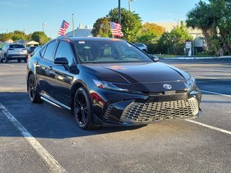 Used 2025 Toyota Camry SE video 2