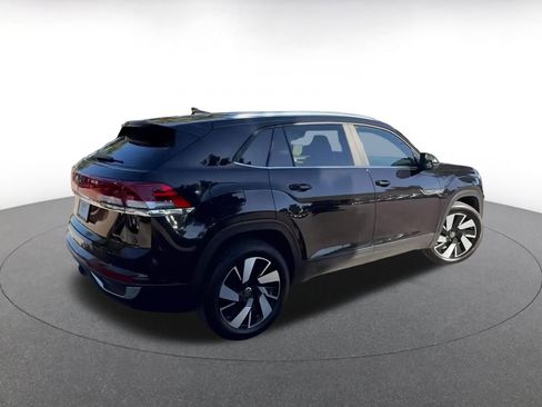 Used 2025 Volkswagen Atlas Cross Sport SE image 15