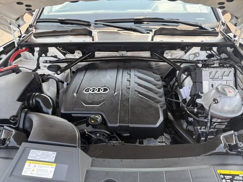 Used 2023 Audi Q5 2.0T Premium w/ Convenience Package AWD/4WD image 34