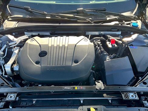 Used 2024 Volvo S60 B5 Plus image 33