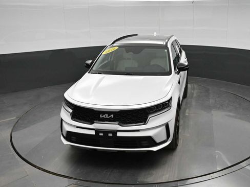 Used 2023 Kia Sorento SX AWD/4WD image 26