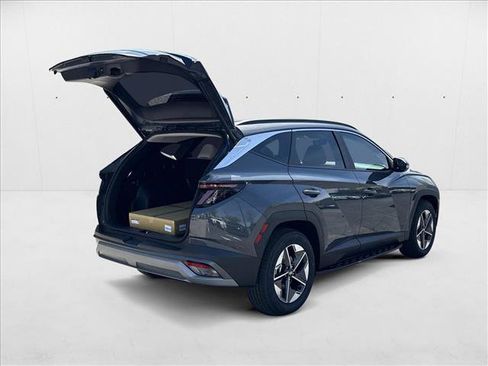 New 2025 Hyundai Tucson SEL image 2