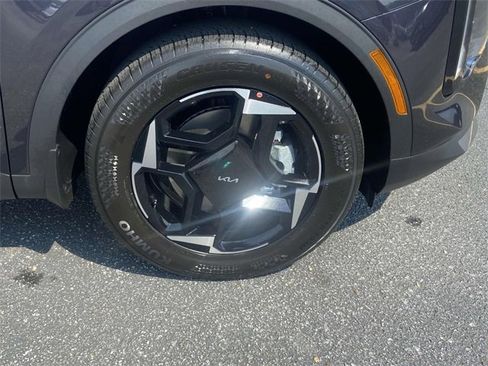 New 2026 Kia Sportage EX image 7