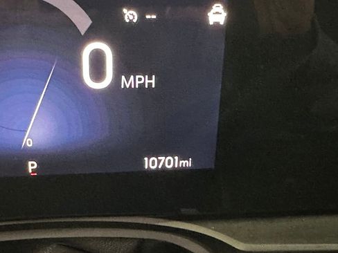 Certified 2024 Buick Envista Sport Touring w/ Convenience I Package image 9