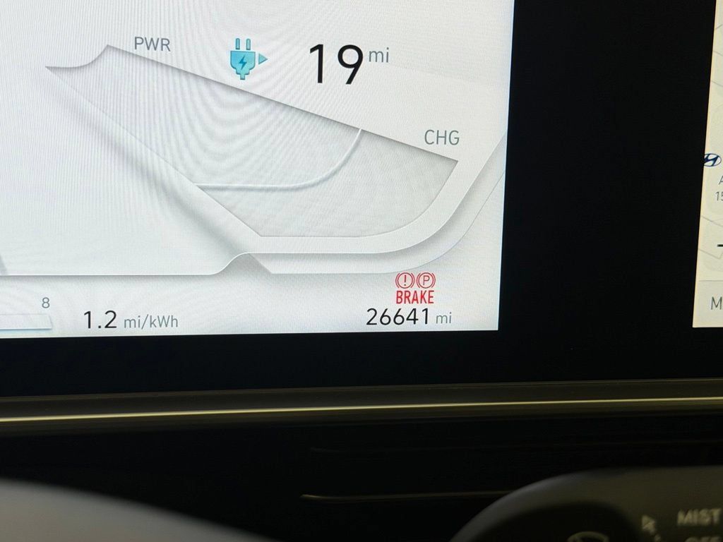 Used 2024 Hyundai Ioniq 6 SE RWD image 15