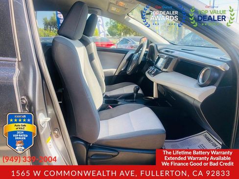 Used 2015 Toyota RAV4 LE FWD image 20