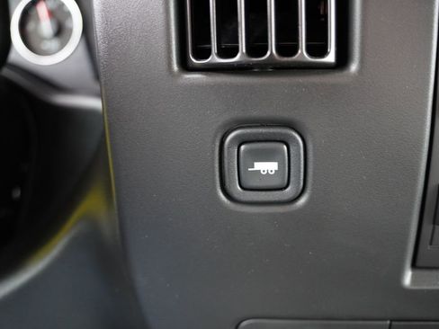 Used 2025 Chevrolet Express 2500 Extended w/ Communications Package image 26