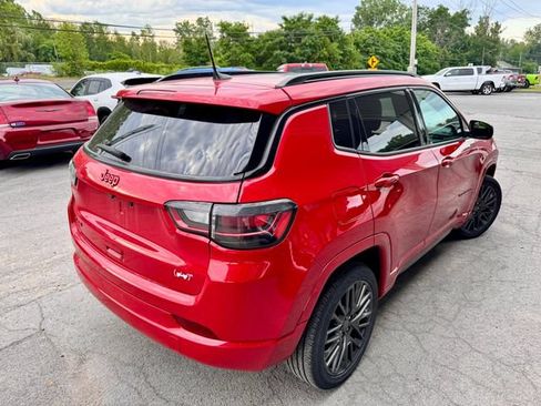 Used 2022 Jeep Compass Limited w/ (RED) Package AWD/4WD image 5