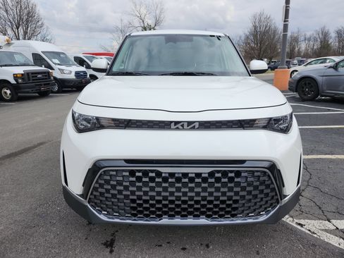 Used 2023 Kia Soul EX image 13