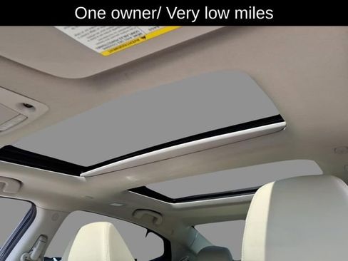 Used 2023 Nissan Maxima Platinum w/ Sport Mat Group FWD image 21