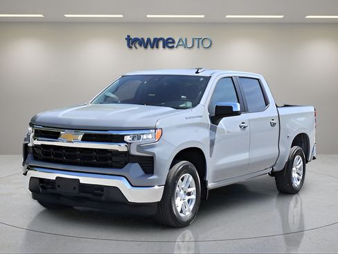 Used 2024 Chevrolet Silverado 1500 LT AWD/4WD image 3