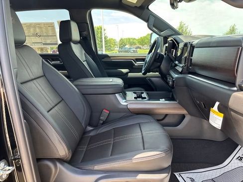 New 2026 Chevrolet Silverado 2500 High Country w/ Midnight Edition AWD/4WD image 24