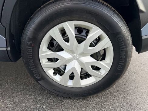 Used 2026 Toyota Corolla Cross L FWD image 13