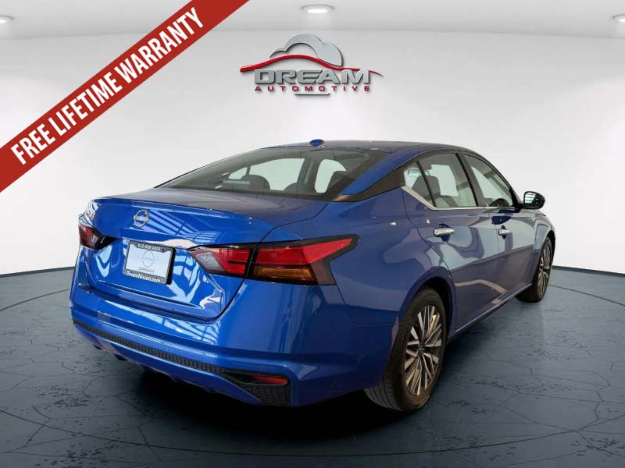 Used 2025 Nissan Altima 2.5 SV FWD image 20