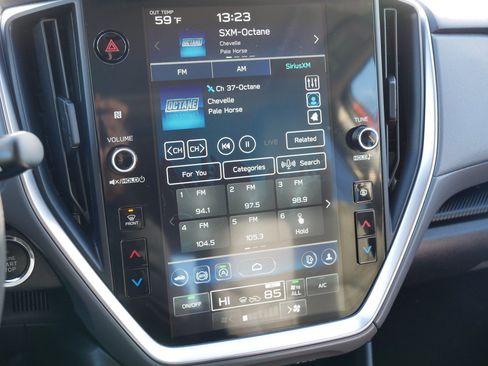 Used 2024 Subaru Crosstrek 2.0i Premium image 22