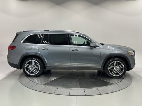 Certified 2024 Mercedes-Benz GLS 450 4MATIC image 8