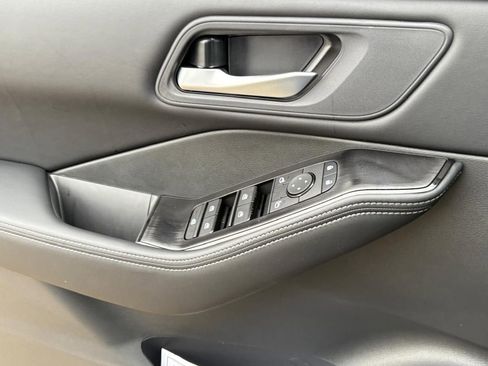 New 2026 Nissan Rogue SV FWD image 15