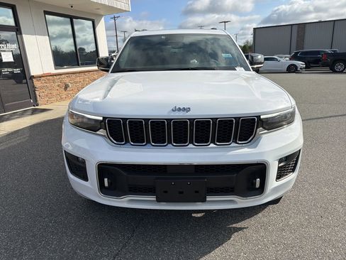 Used 2023 Jeep Grand Cherokee L Overland image 10