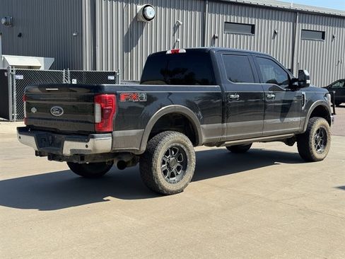 Used 2017 Ford F250 King Ranch w/ King Ranch Ultimate Package AWD/4WD image 5