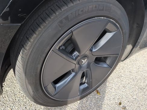 Used 2023 Tesla Model 3 Long Range image 10