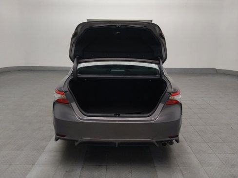 Used 2018 Toyota Camry SE image 29