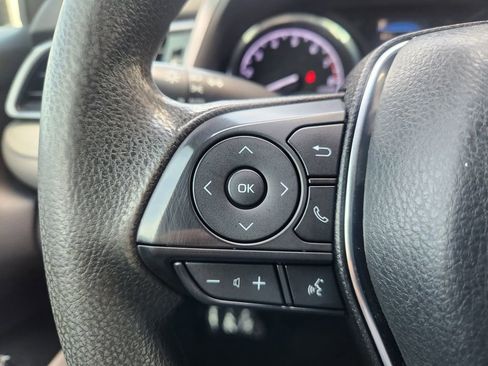 Used 2019 Toyota Camry LE image 26
