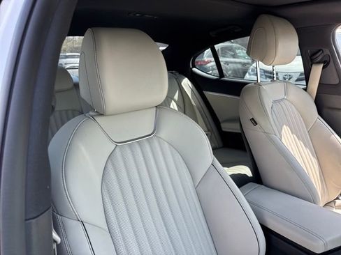 Used 2023 Genesis G70 2.0T w/ Sport Prestige Package AWD/4WD image 28