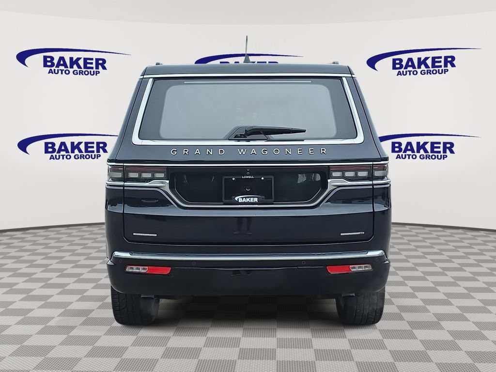 Used 2023 Jeep Grand Wagoneer Series III AWD/4WD image 4