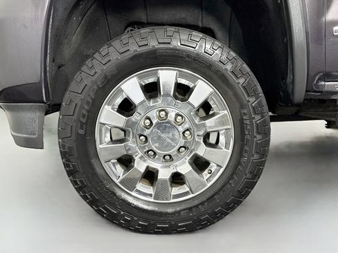 Used 2016 GMC Sierra 2500 Denali w/ Duramax Plus Package AWD/4WD image 37