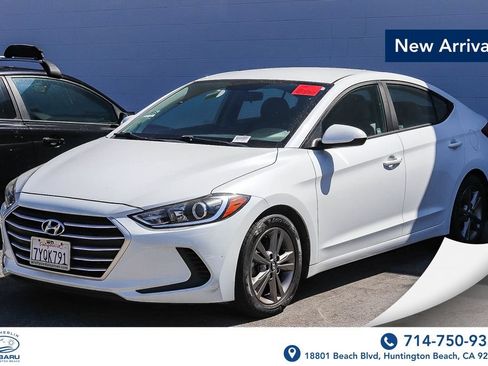 Used 2017 Hyundai Elantra SE FWD image 1