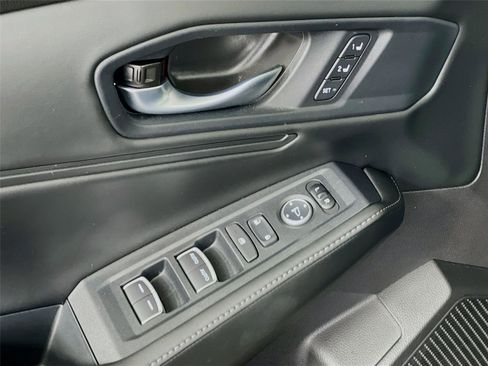 Used 2025 Honda Accord Sport image 22