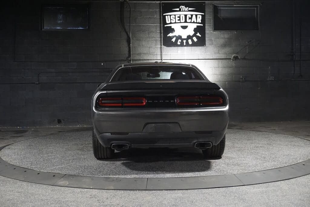 Used 2018 Dodge Challenger R/T w/ Blacktop Package RWD image 8