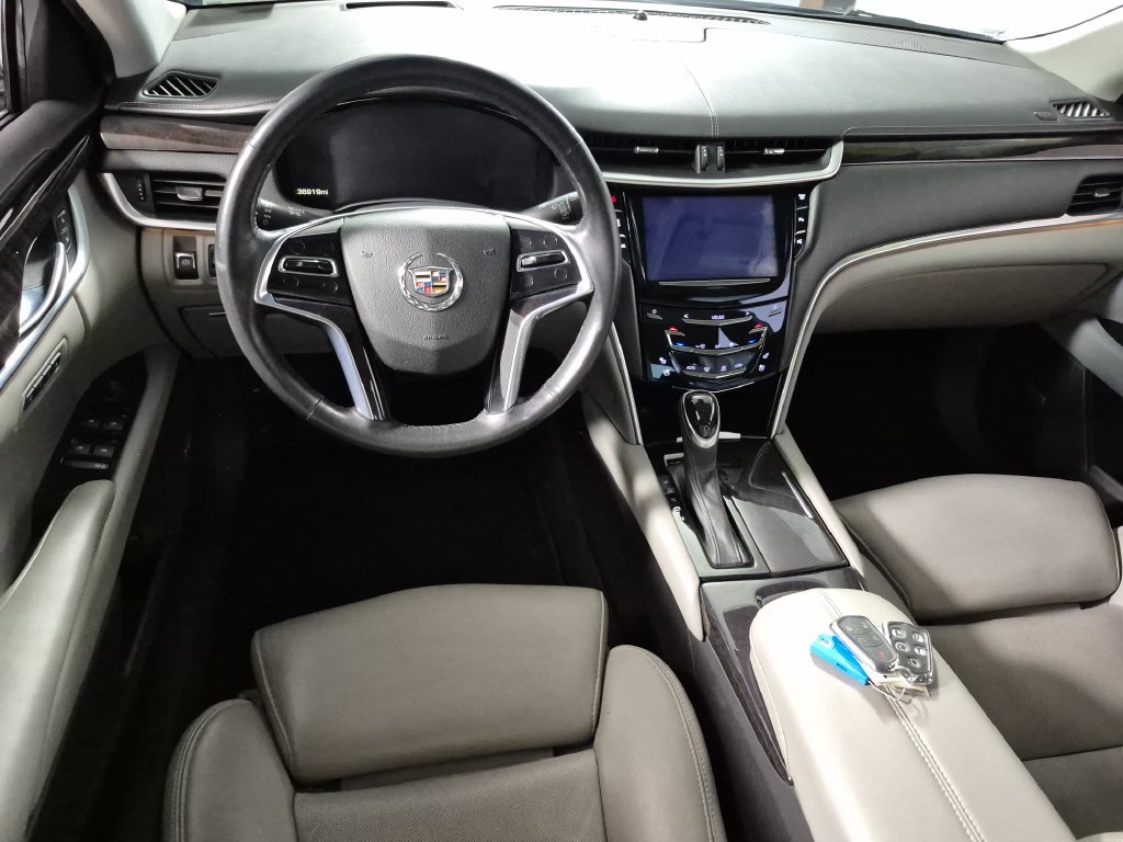 Used 2015 Cadillac XTS Premium FWD image 10