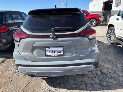 Used 2024 Nissan Kicks SR w/ SR Premium Package image 5
