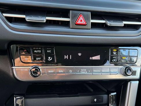 Used 2025 Kia Seltos SX image 30